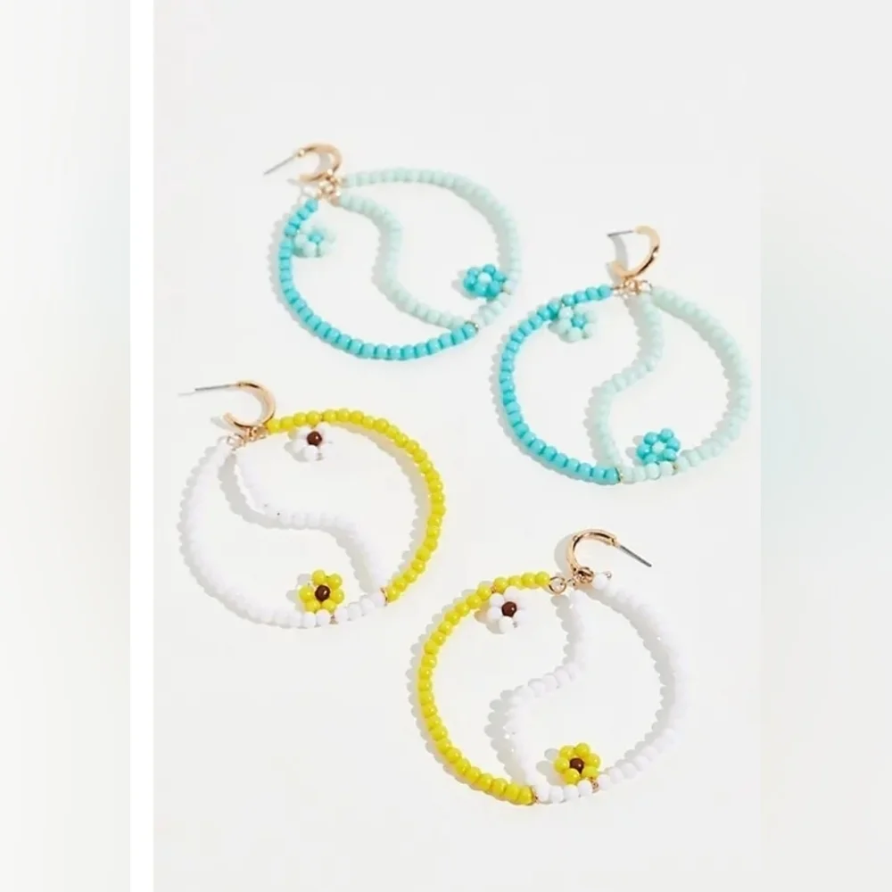 NWT! FREE PEOPLE, Among The Wildflowers Hoop - Turquoise , MSRP $38